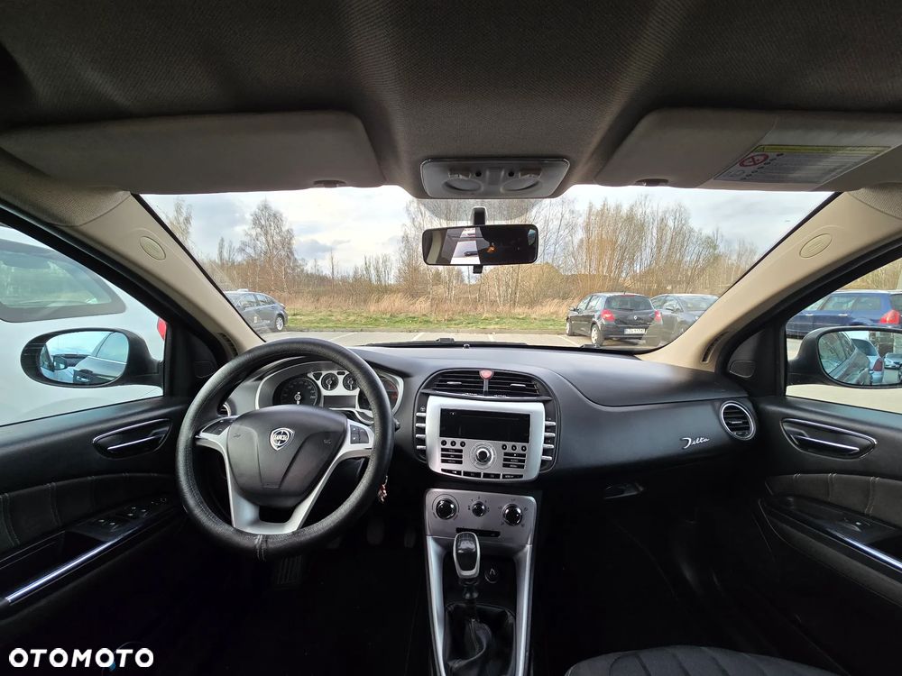 Lancia Delta 1.6 MJ Argento - 9