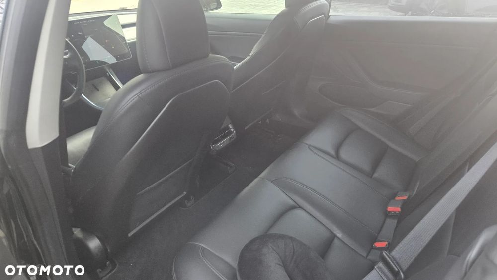 Tesla Model 3 Langstreckenbatterie Allradantrieb Dual Motor Performance - 6