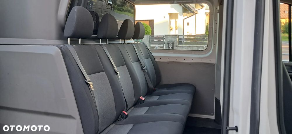 Volkswagen Crafter - 11