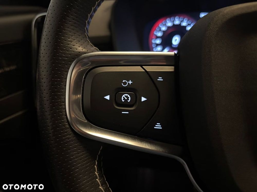 Volvo XC 40 T5 Recharge DKG RDesign - 17