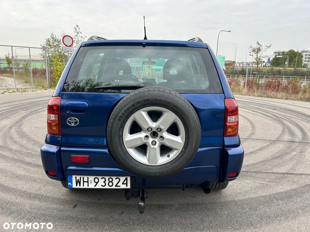 Toyota RAV4 2.0 VVT-i 4x4 - 6