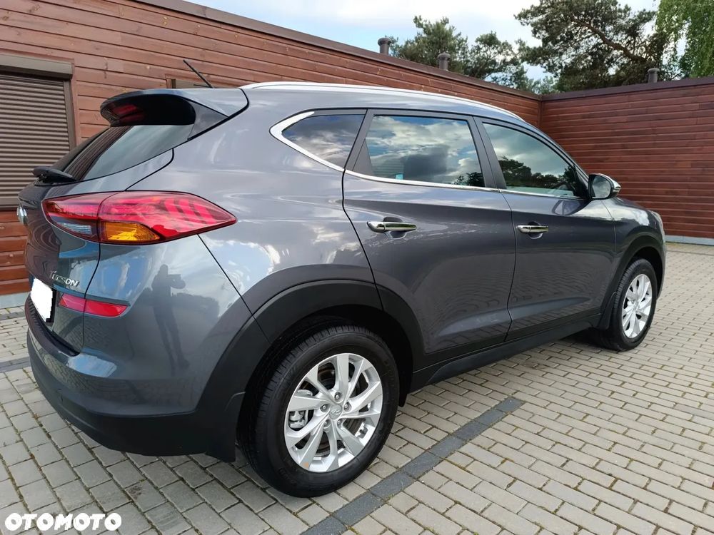 Hyundai Tucson 1.6 GDI BlueDrive Style 2WD - 25