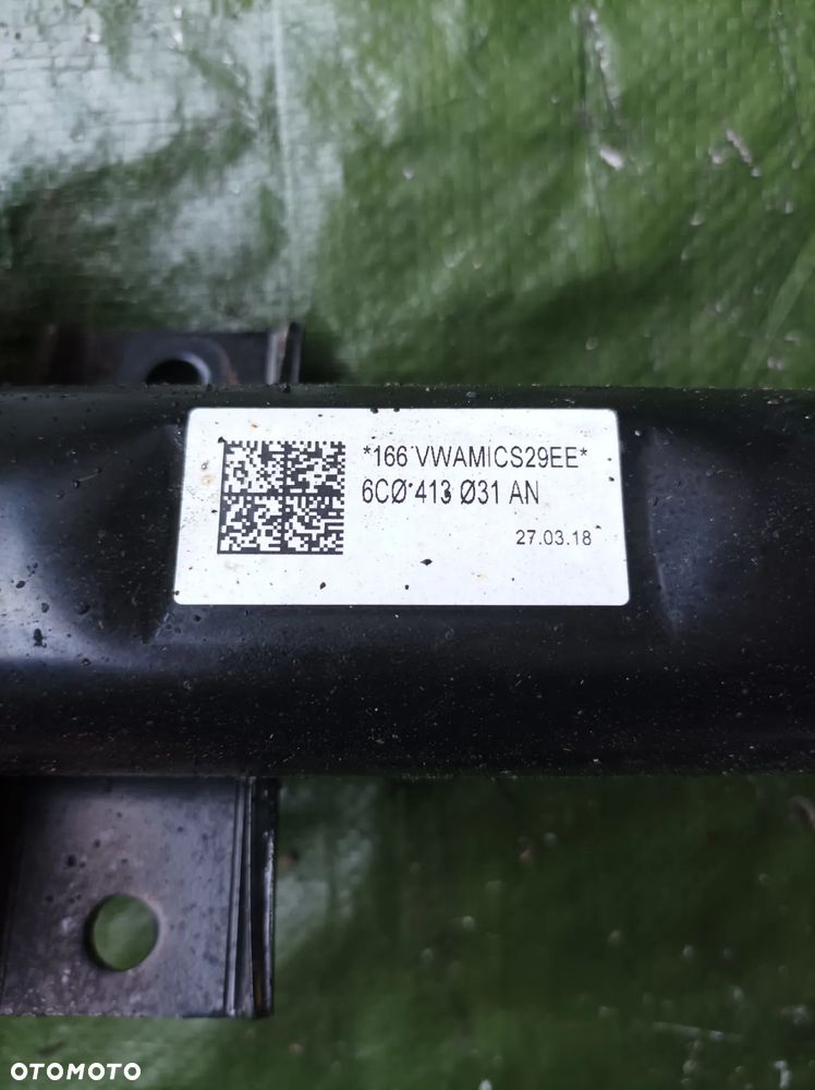 Skoda Fabia III 1,0 TSI Mchperson zwrotnica prawa 6C0413031AN - 3