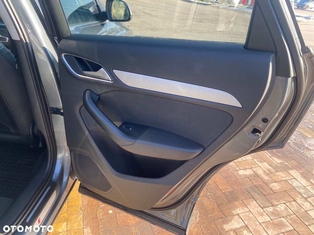 Audi Q3 2.0 TDI Quattro S tronic - 18