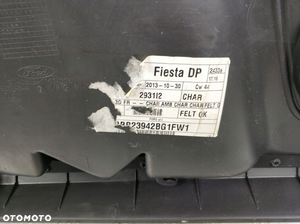 tapicerka boczek drzwi prawych prawy przód przedni FORD FIESTA MK7 LIFT 3D - 7