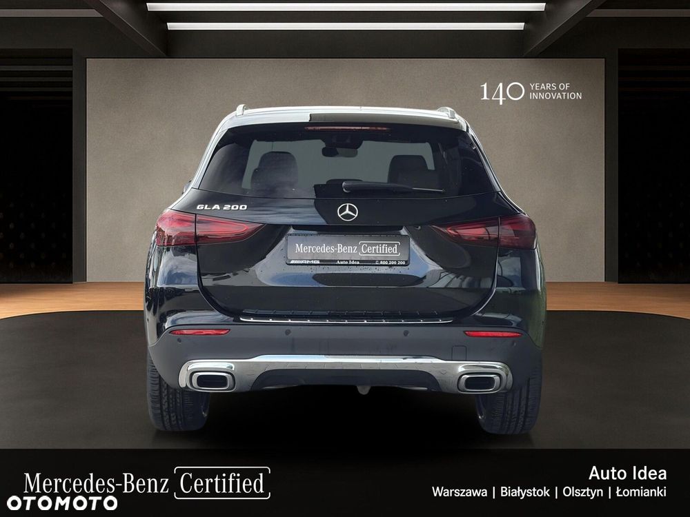 Mercedes-Benz GLA - 4