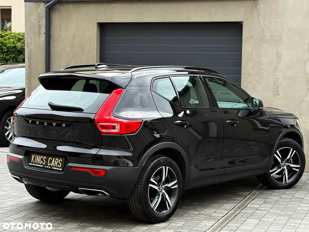 Volvo XC 40 D3 SCR R-Design - 4