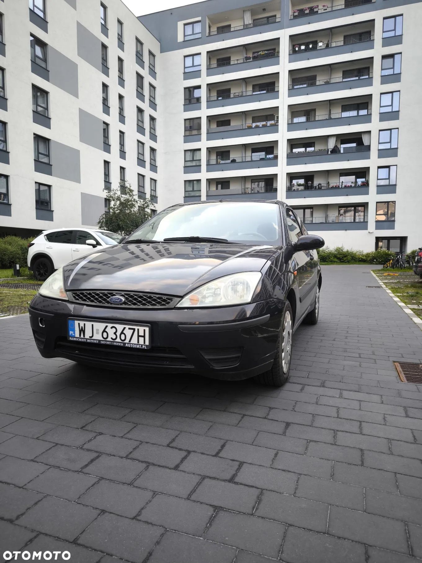 Ford Focus 1.6 16V Ambiente - 1