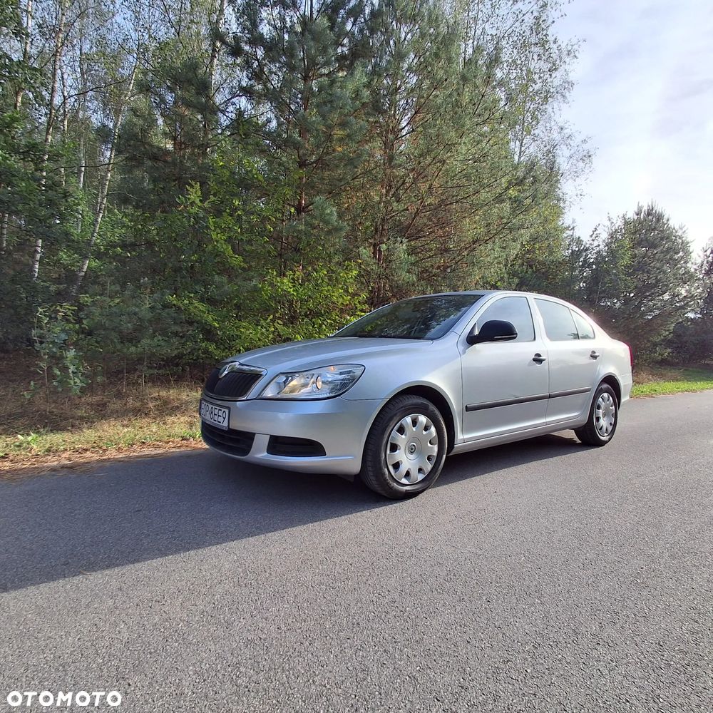 Skoda Octavia 1.6 Ambiente - 1