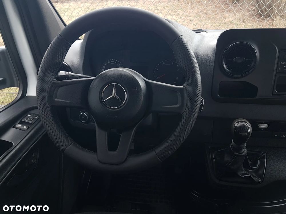 Mercedes-Benz Sprinter 8EP KONTENER 4,22x2,16x2,31 KLIMA 314CDI MANUAL 6-BIEGÓW - 23