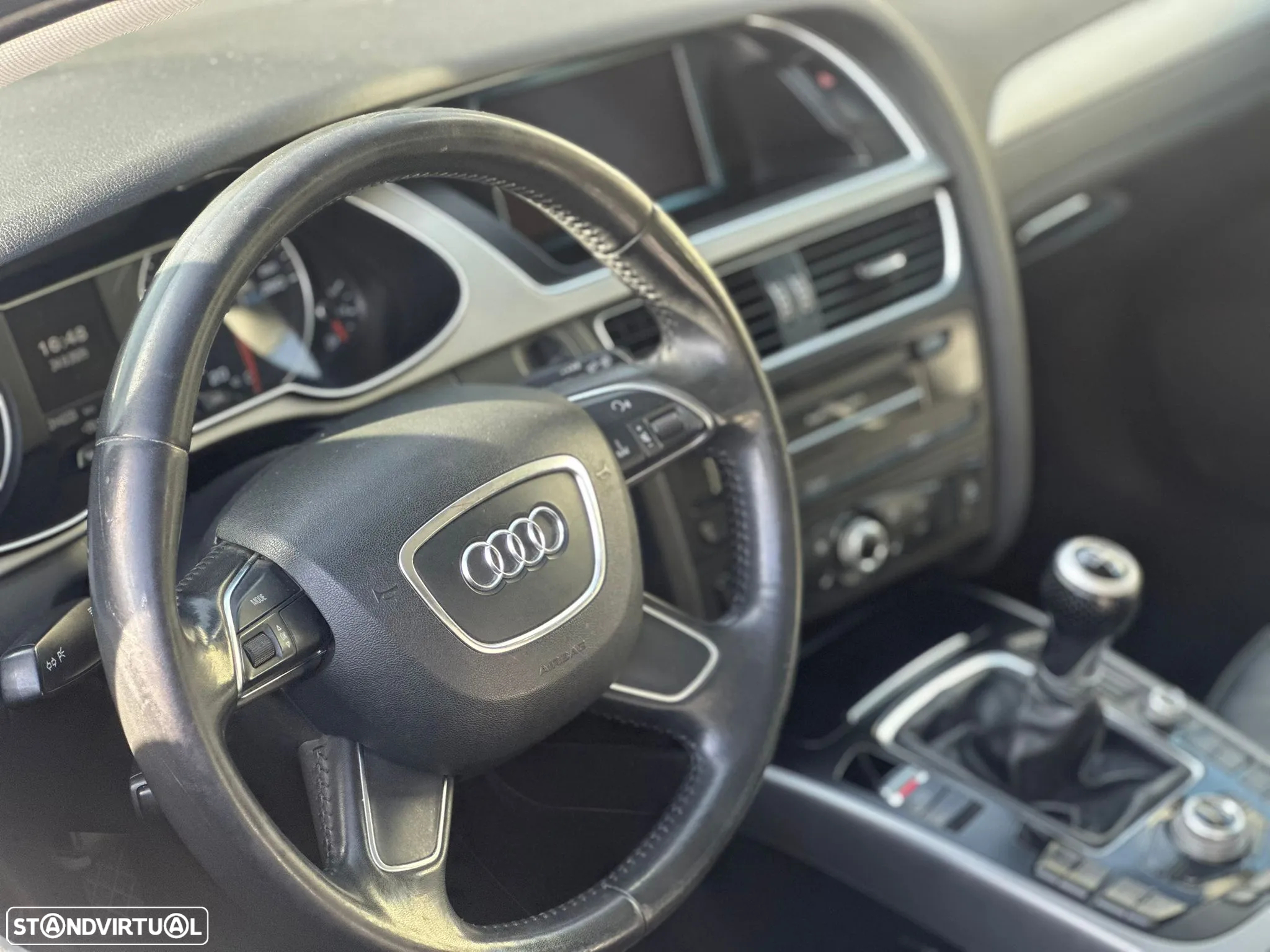 Audi A4 Avant 2.0 TDI Business Line - 11