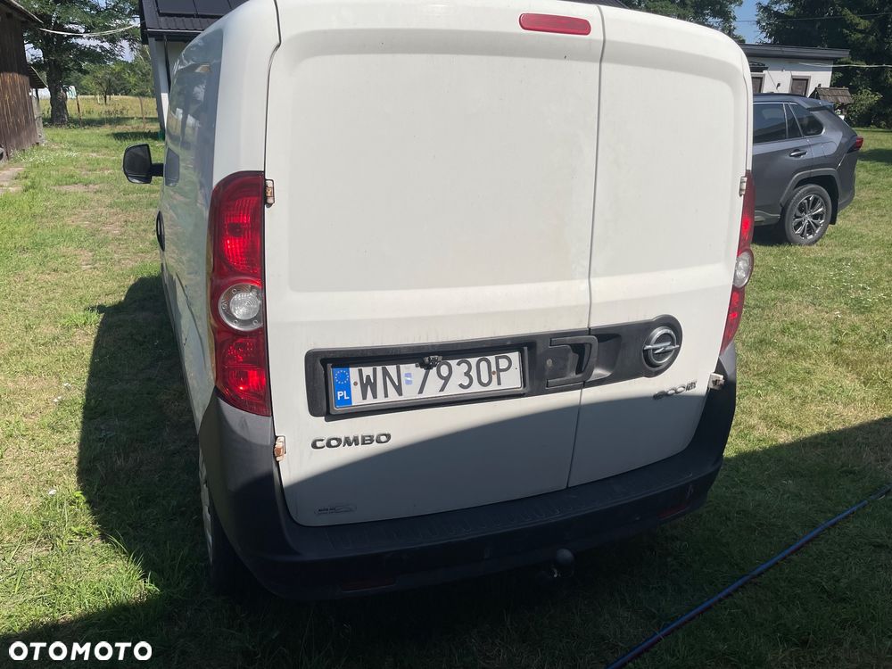Opel Combo - 11