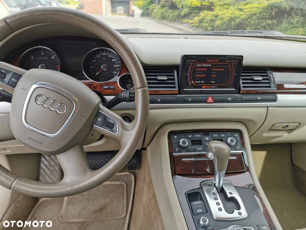 Audi A8 4.2 TDI Quattro - 9