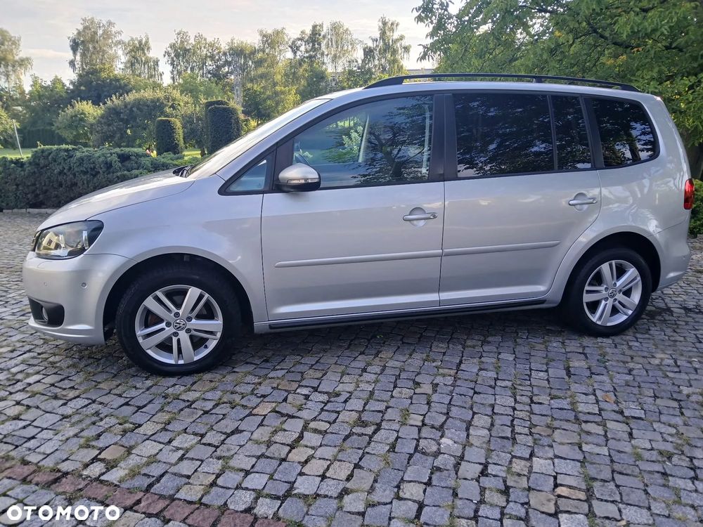 Volkswagen Touran - 13