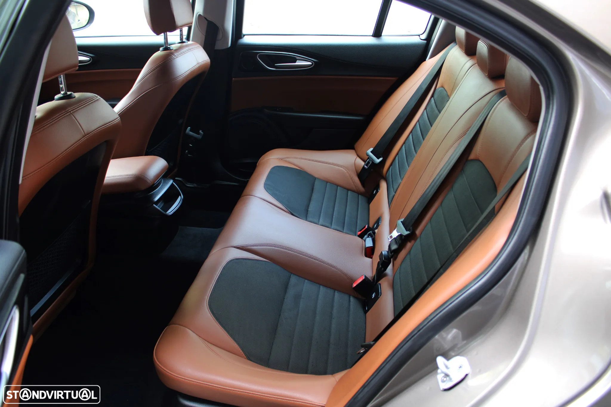 Alfa Romeo Giulia 2.2 D Super AT8 - 24