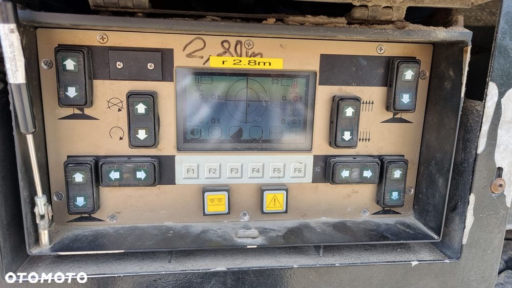 Demag AC 140 Compact - 11