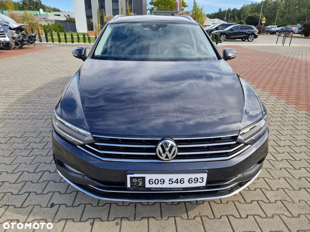Volkswagen Passat 2.0 TDI Elegance DSG - 3