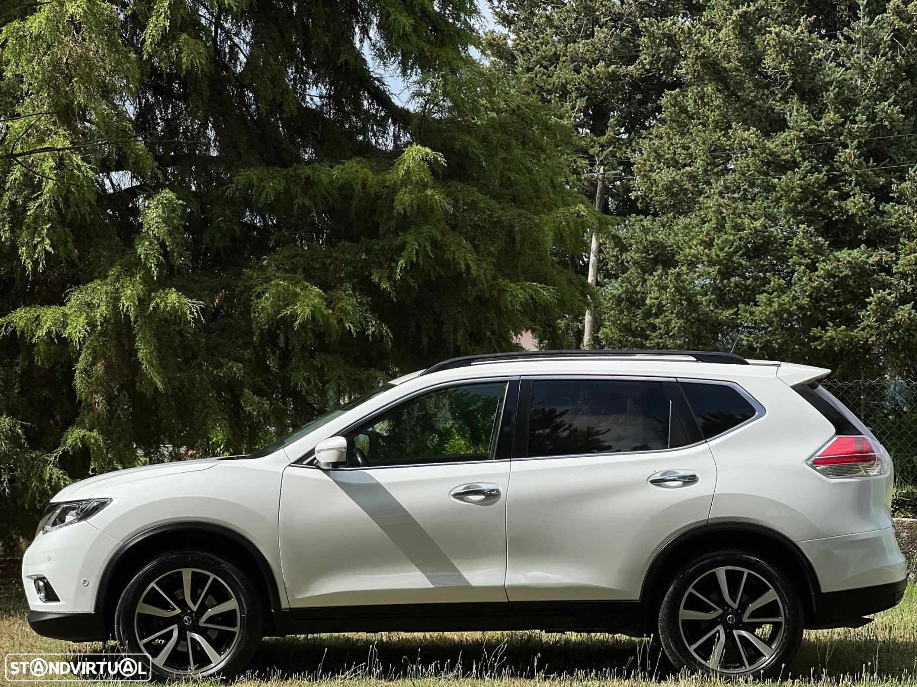 Nissan X-Trail 1.6 dCi N-Connecta - 4