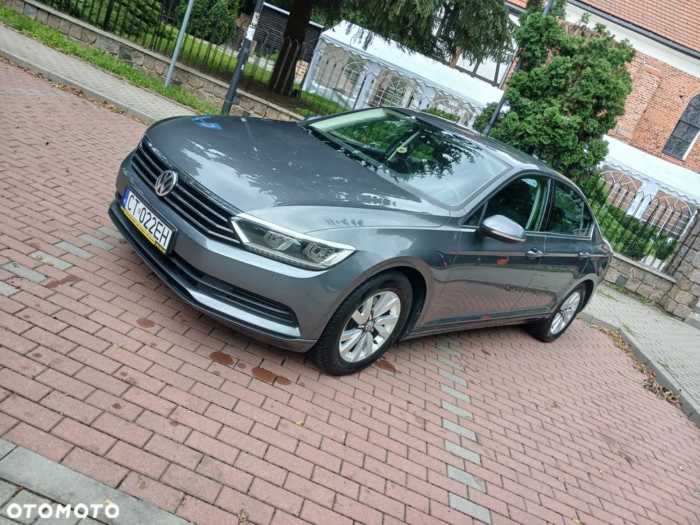 Volkswagen Passat 1.4 TSI BMT Trendline - 2