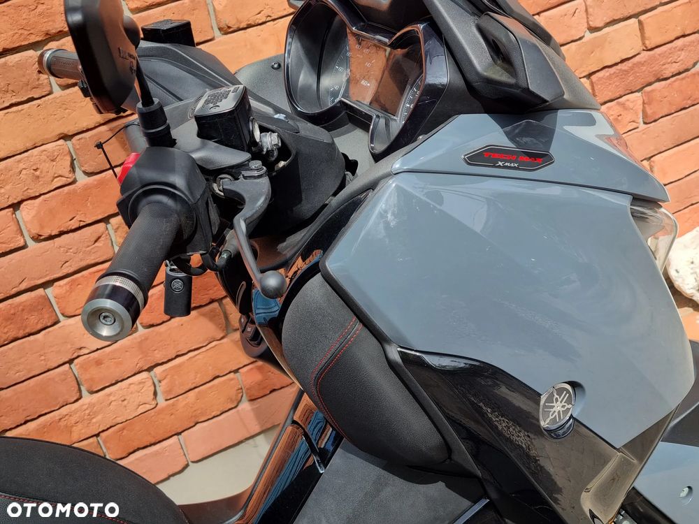 Yamaha X-max - 7