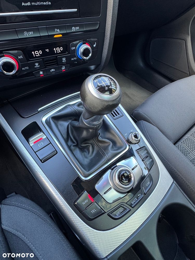 Audi A4 Avant 2.0 TDI DPF clean diesel quattro S line Sportpaket - 14