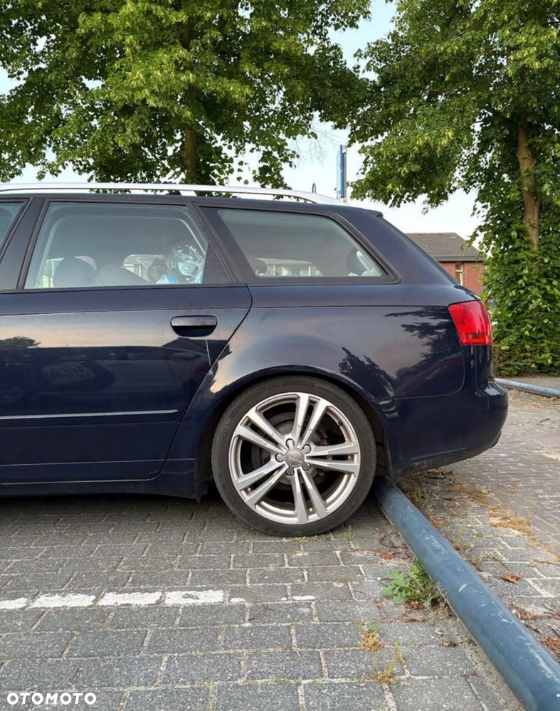 Audi A4 Avant 2.0 TDI - 6