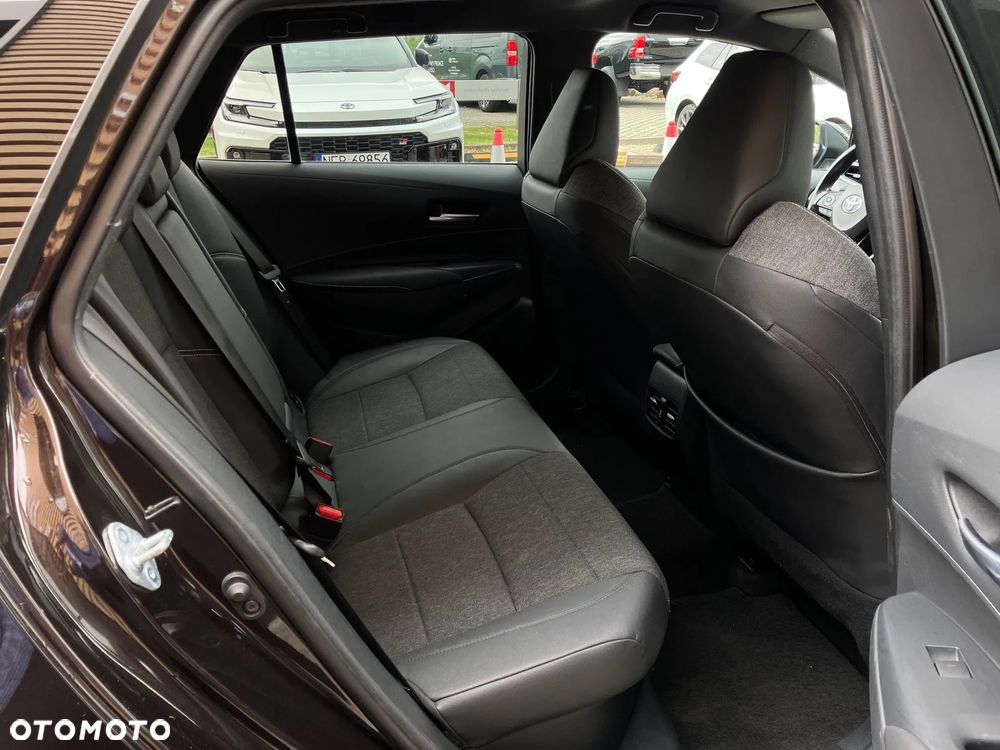 Toyota Corolla 1.8 Hybrid Comfort - 19