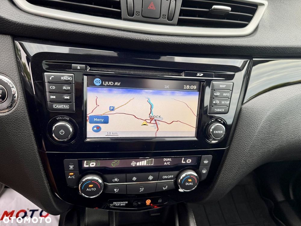 Nissan Qashqai 1.2 DIG-T 360 - 24