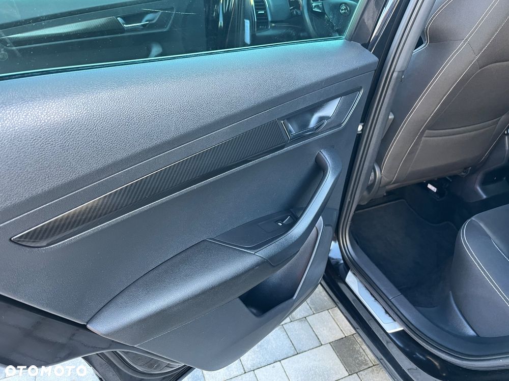 Skoda Karoq 1.5 TSI ACT DSG Sportline - 28