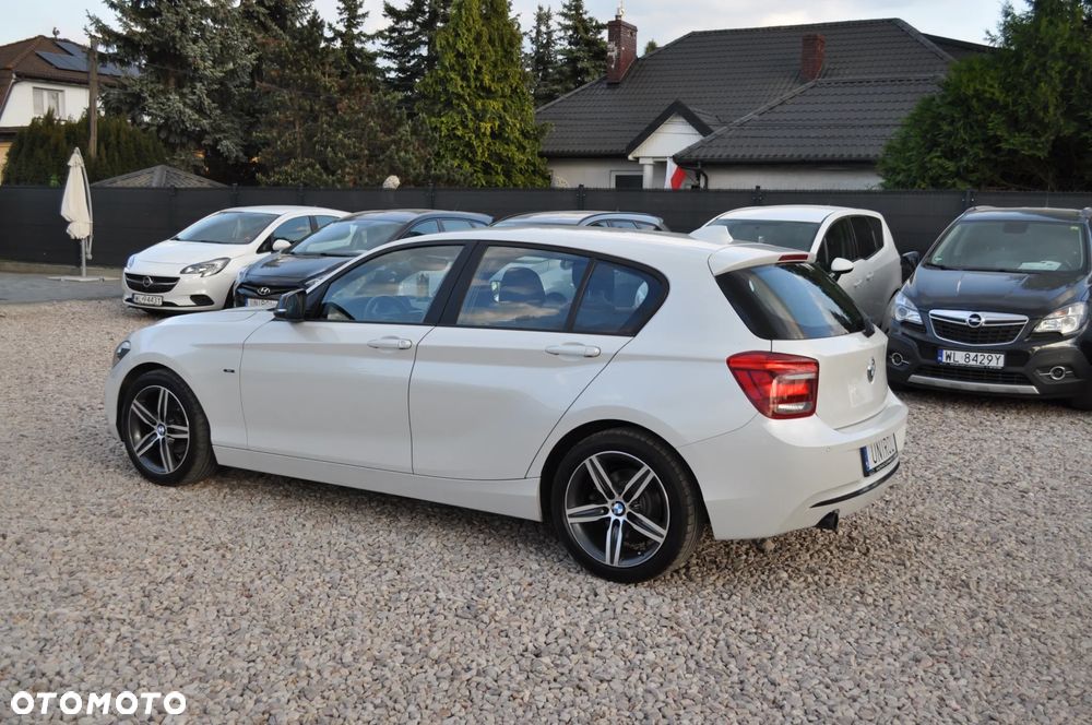 BMW Seria 1 116i - 10