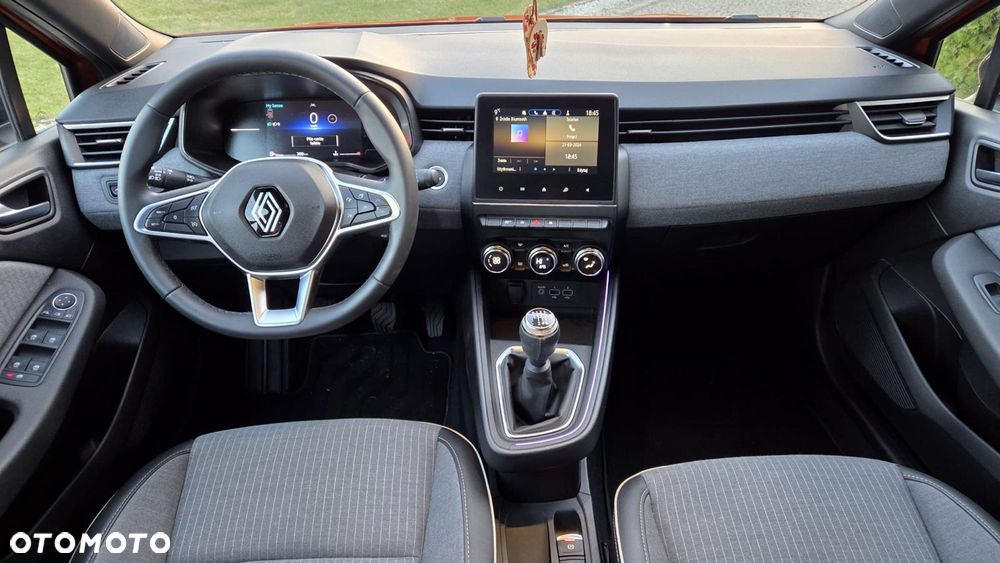 Renault Clio TCe 90 EVOLUTION - 26