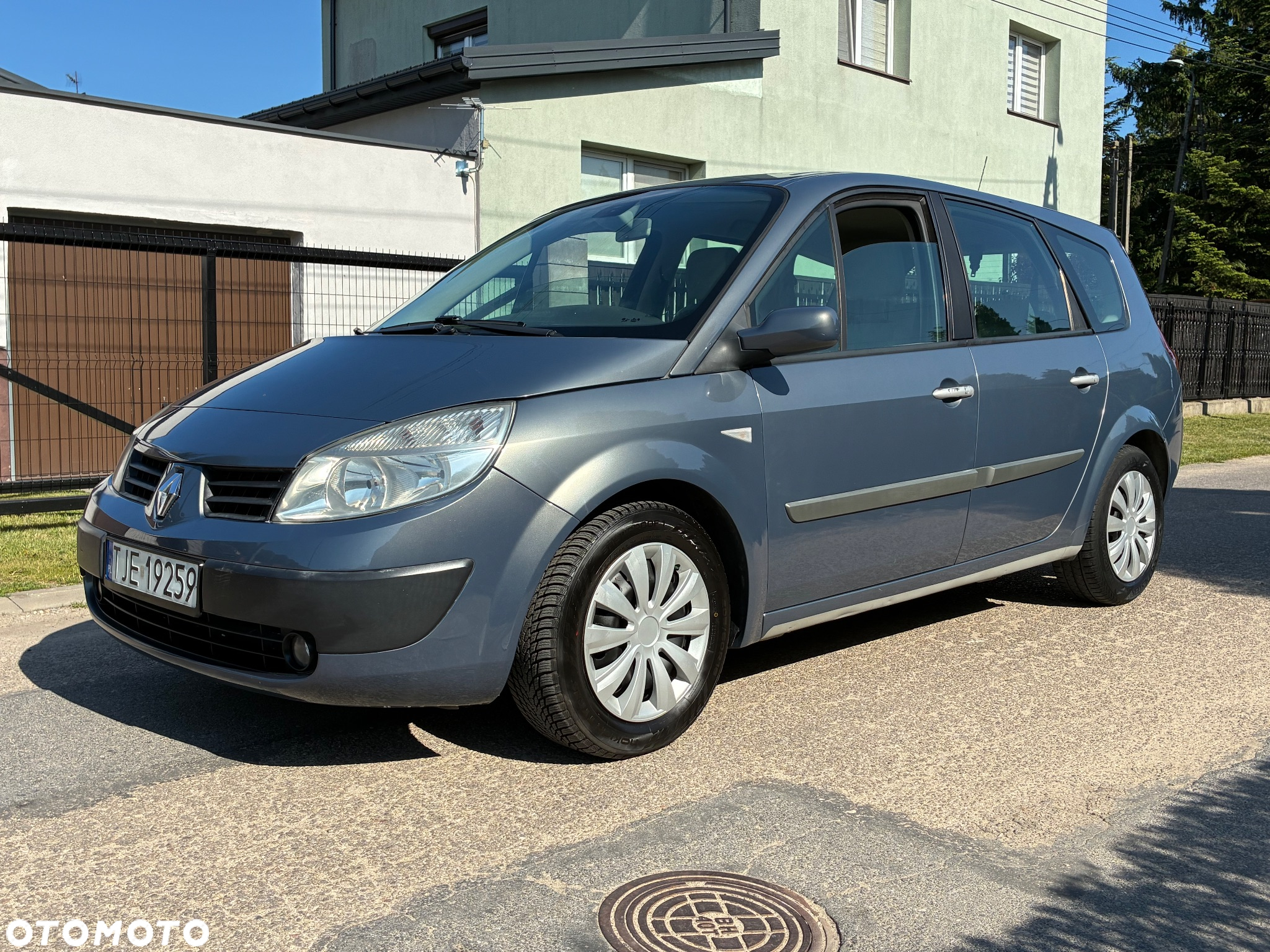 Renault Scenic 1.6 16V 110 Expression - 2