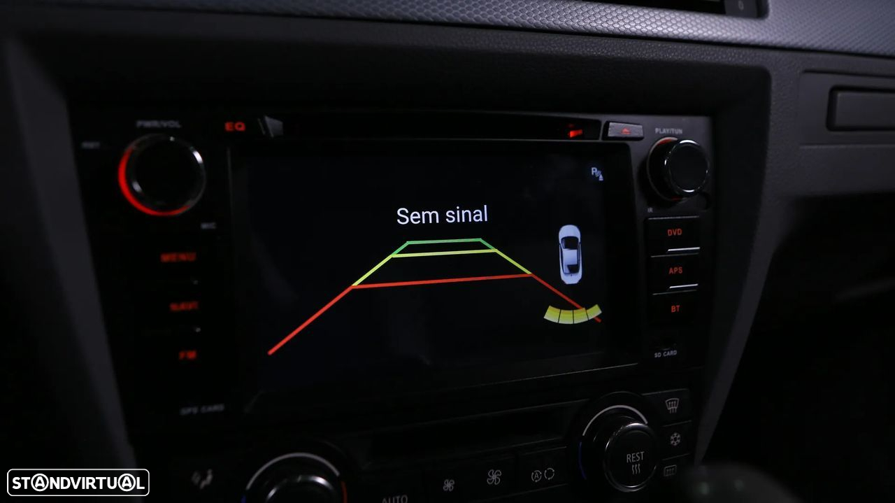 BMW 330 d Auto - 16