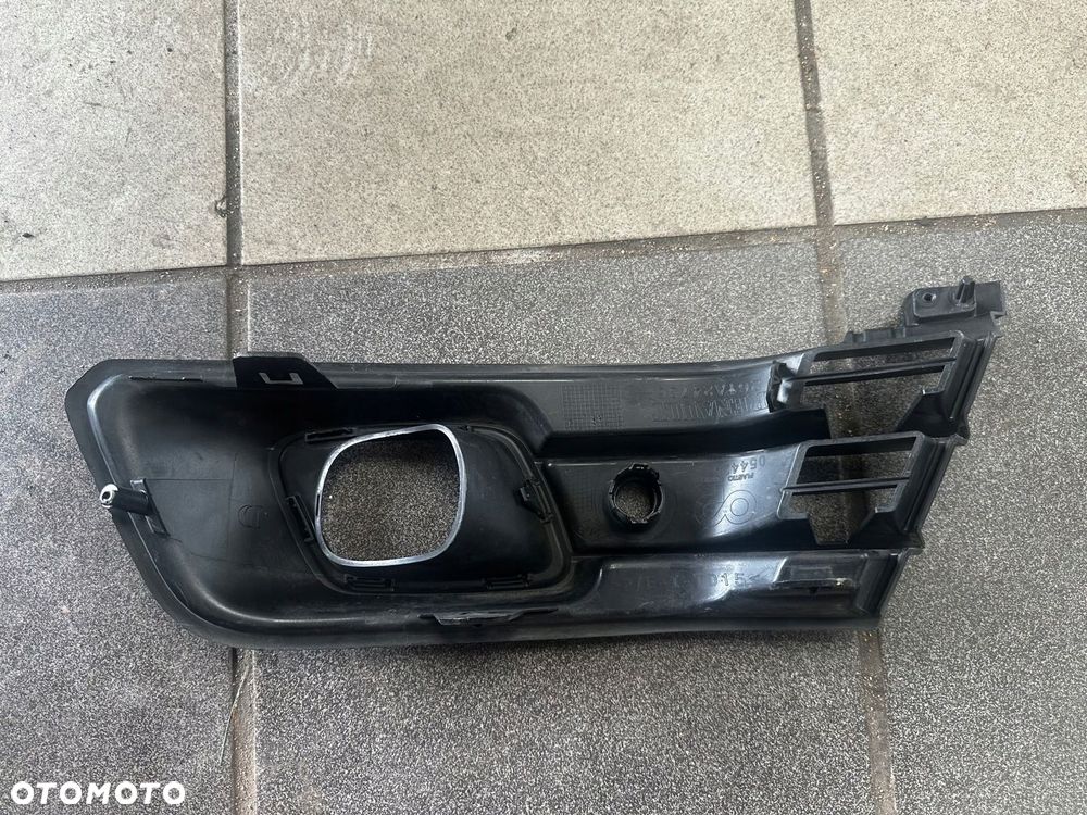 RENAULT CAPTUR I LIFT 17-19 KRATKA ZDERZAKA PRAWA PDC PRZÓD 261A24736R - 6