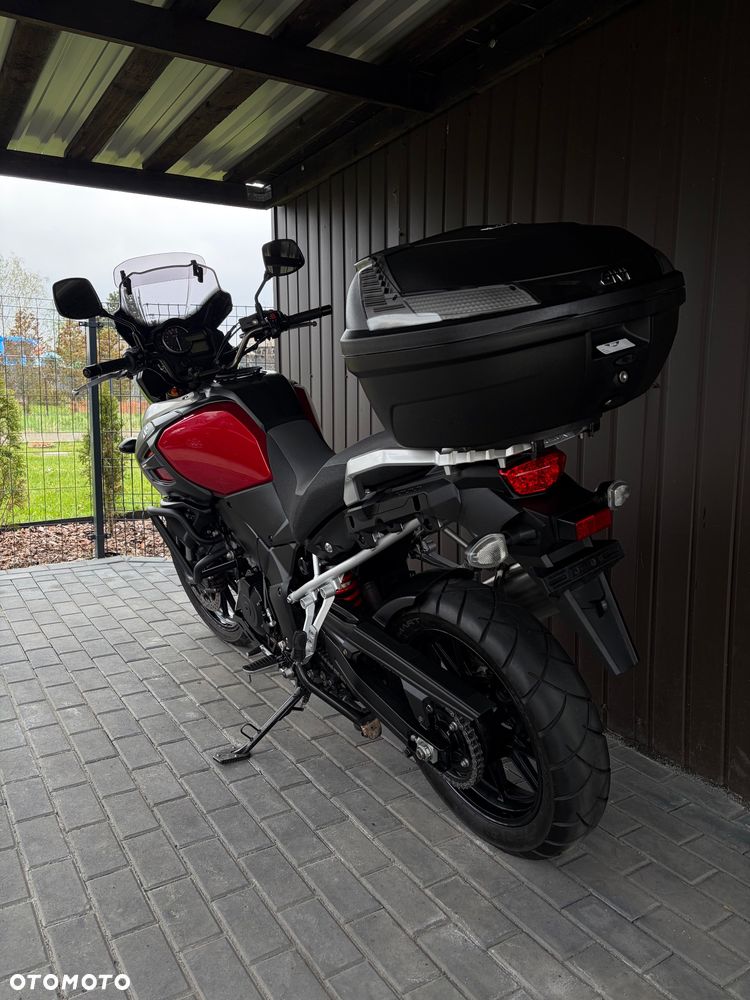 Suzuki V-STROM - 35