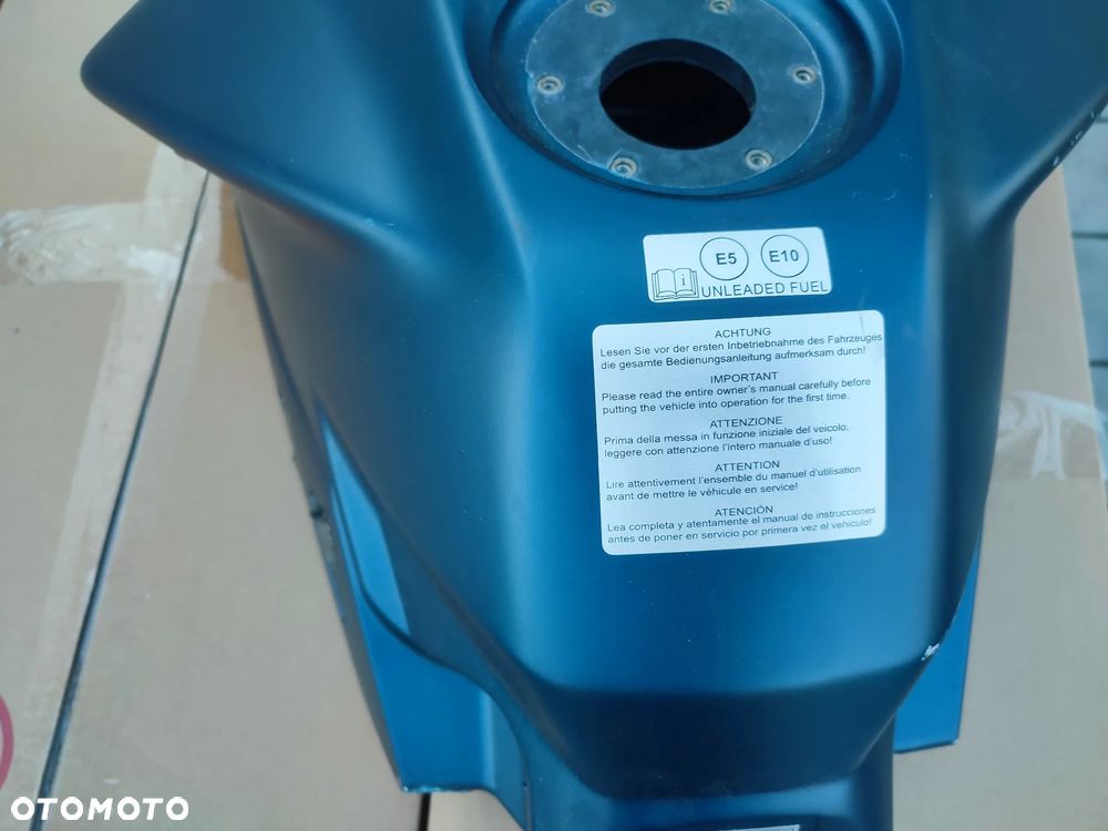 Bak, zbiornik paliwa KTM 390 Adventure - 11