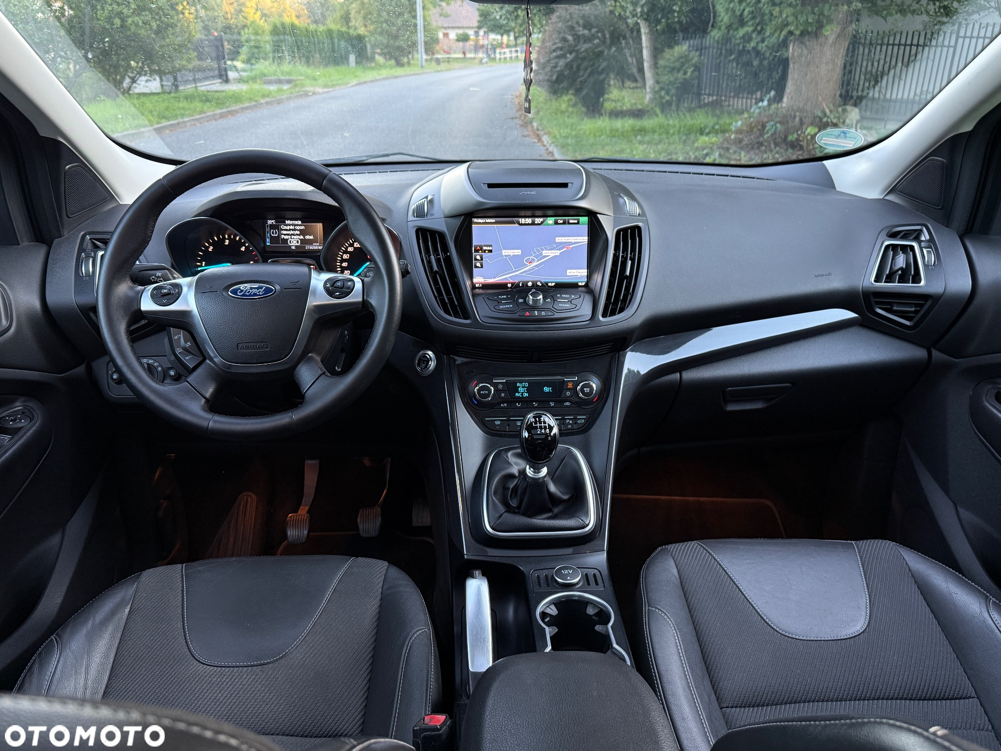 Ford Kuga 2.0 TDCi 4WD Titanium - 34