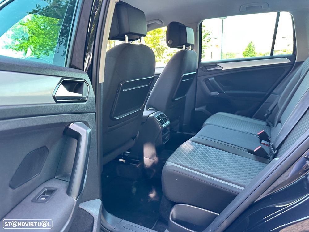 VW Tiguan 1.6 TDI Confortline - 24