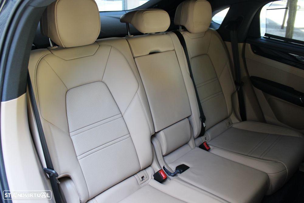 Porsche Cayenne Coupé E-Hybrid - 28