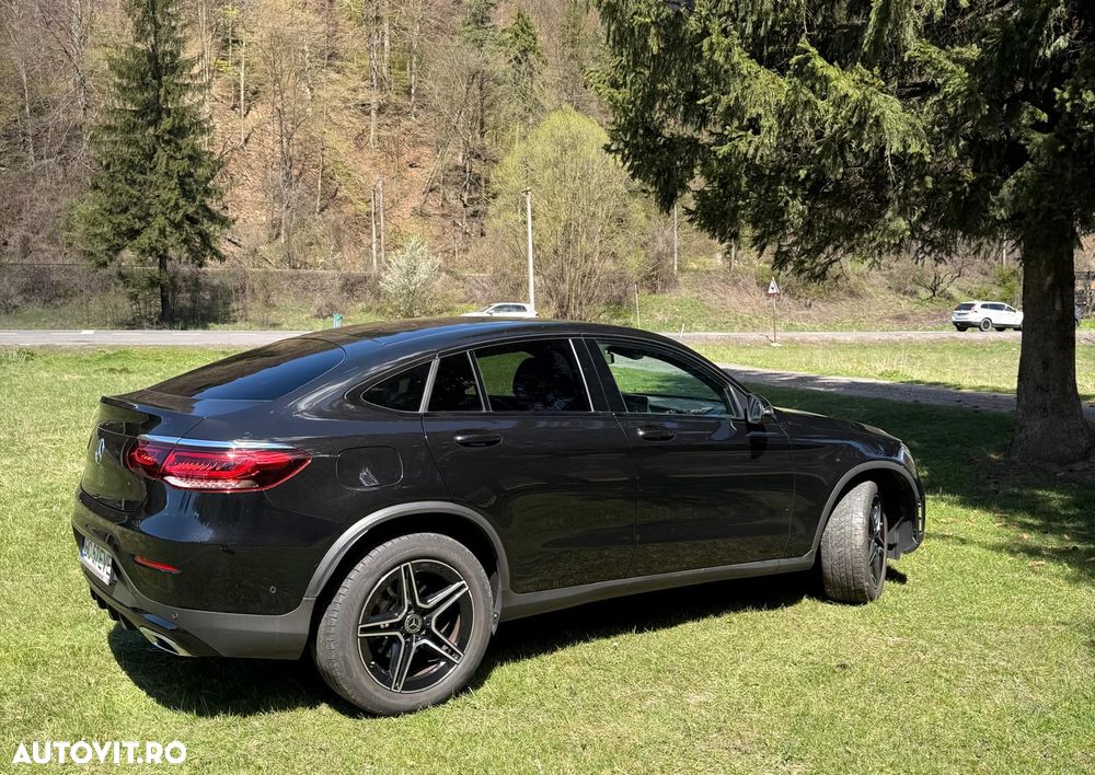 Mercedes-Benz GLC Coupe 200 d 4Matic 9G-TRONIC AMG Line Plus - 4