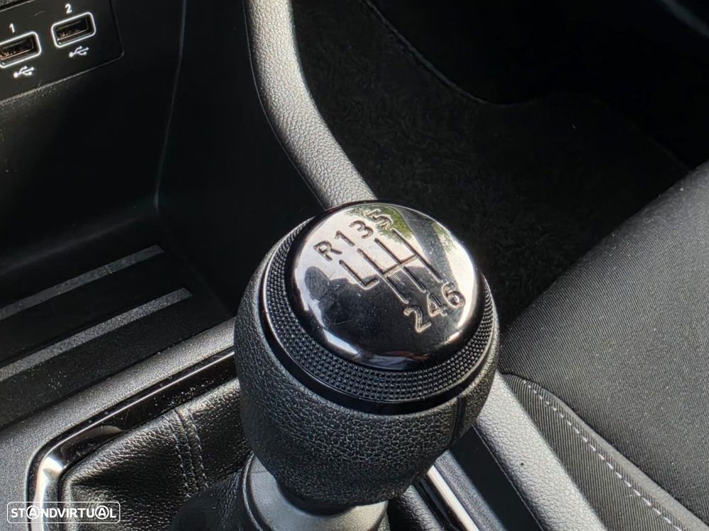 Renault Clio 1.0 TCe Evolution - 20