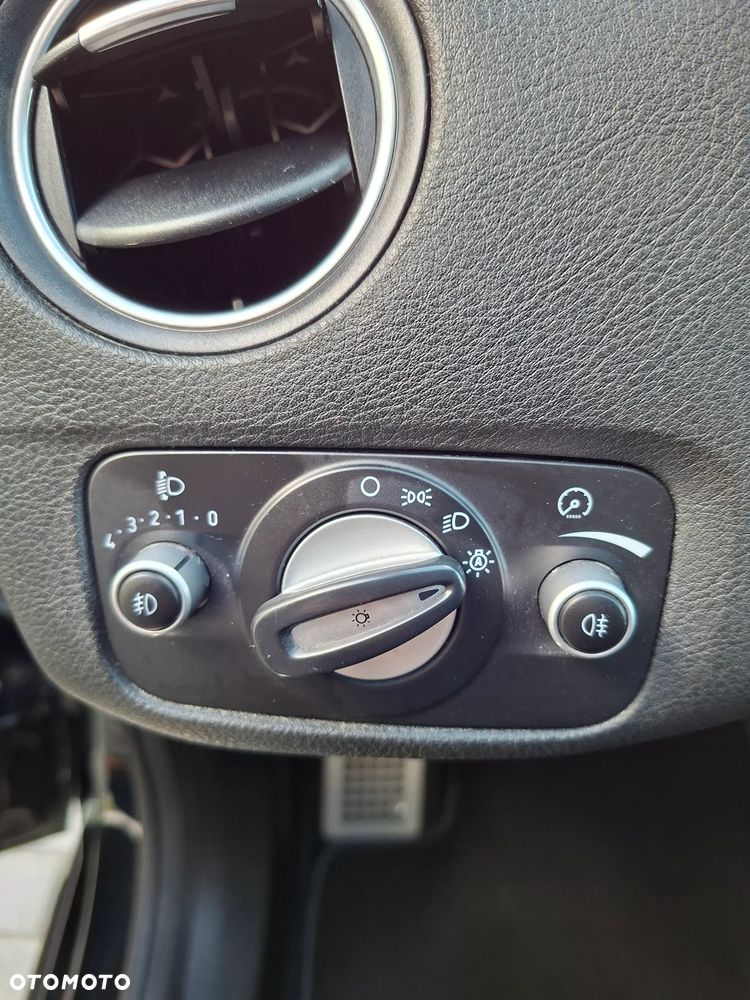 Ford Mondeo 2.0 TDCi Titanium X - 24