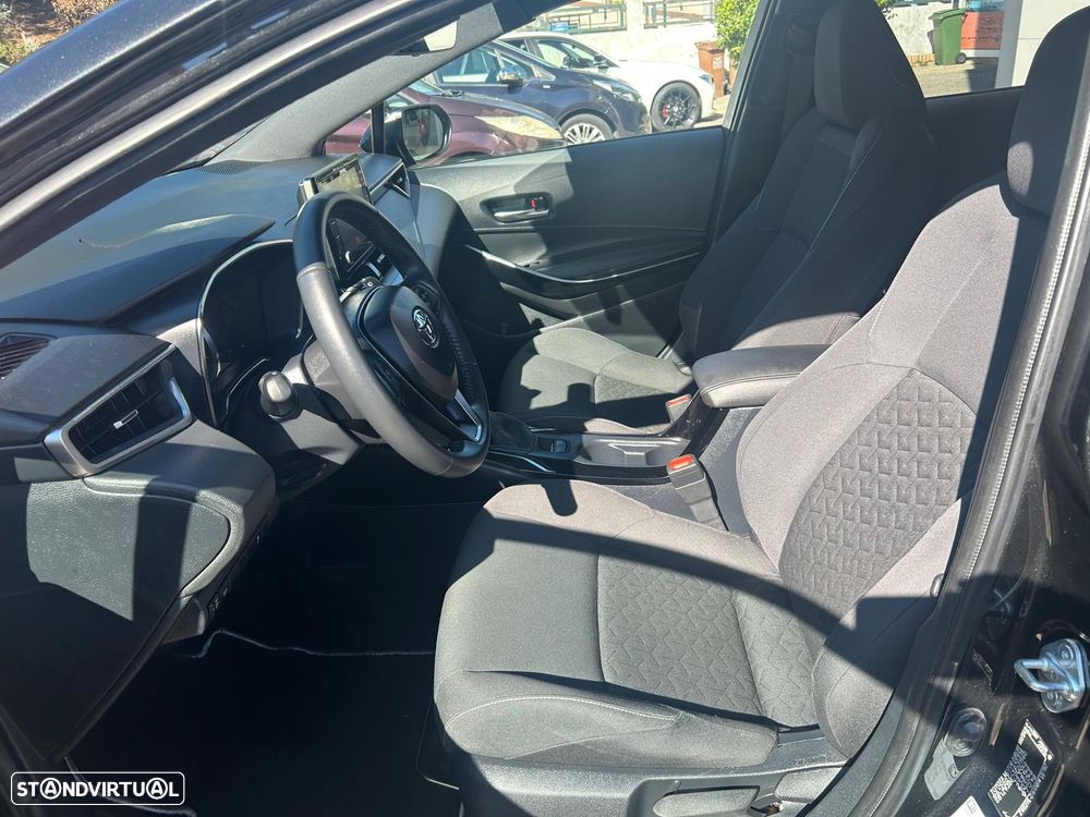 Toyota Corolla Touring Sports 1.8 Hybrid Comfort+P.Sport - 13
