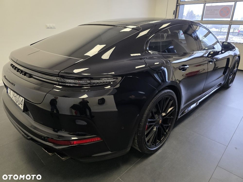 Porsche Panamera - 8