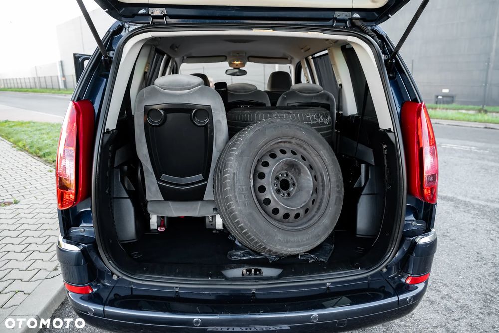 Peugeot 807 140 Automatik Premium - 28