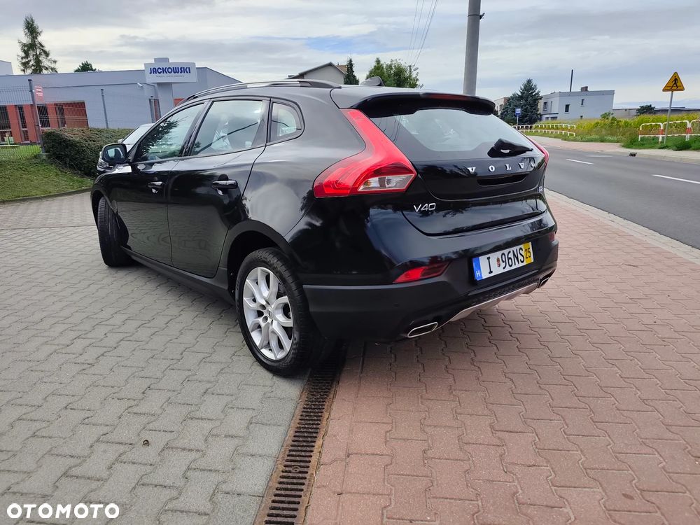 Volvo V40 Cross Country D2 Drive-E Momentum - 5