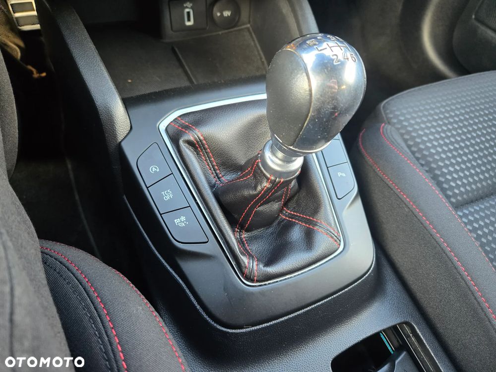 Ford Focus 1.5 EcoBlue Start-Stopp-System ST-LINE VIGNALE - 10