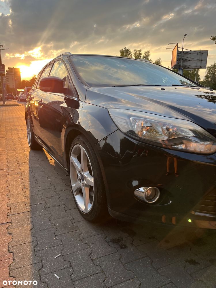 Ford Focus 1.6 EcoBoost Titanium - 4