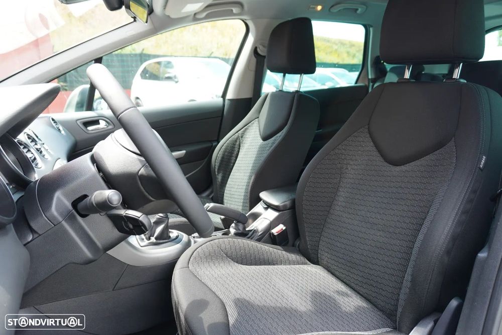 Peugeot 308 SW 1.6 HDi Executive CVM6 - 9