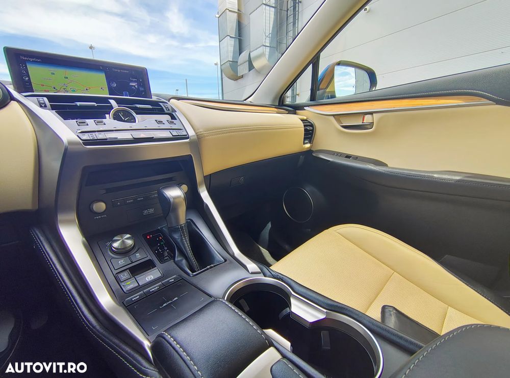 Lexus Seria NX 300h AWD Luxury - 9